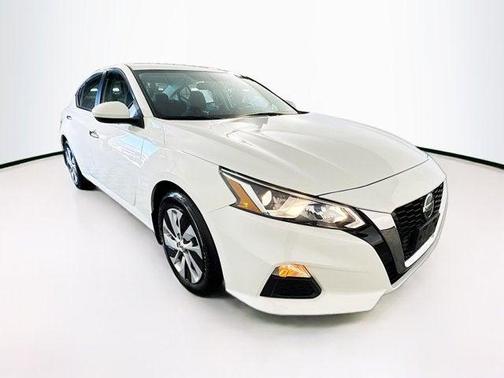 2020 Nissan Altima S FWD