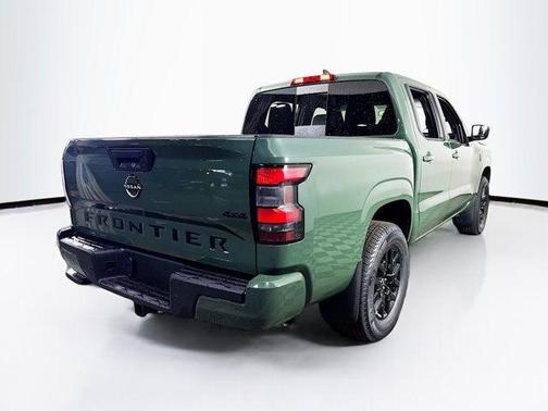 Tactical Green Metallic 2026 Nissan Frontier SV