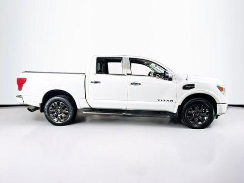 2017 Nissan Titan Platinum Reserve