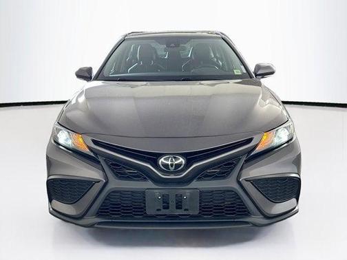 Predawn Gray Mica 2022 Toyota Camry SE