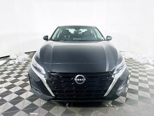 2025 Nissan Altima S FWD