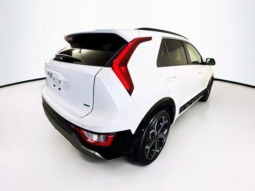 2023 Kia Niro Touring