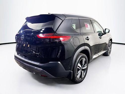 Super Black 2023 Nissan Rogue SL