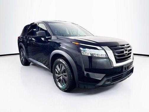 Super Black 2022 Nissan Pathfinder S 4WD