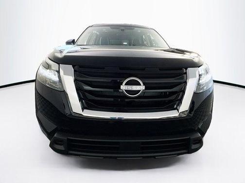 2025 Nissan Pathfinder S 4WD