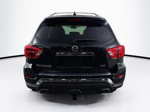 2019 Nissan Pathfinder S