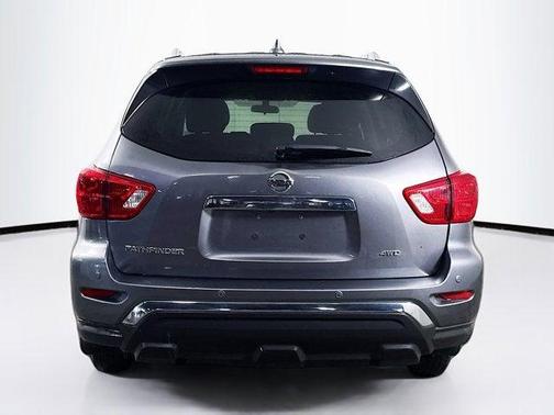 2019 Nissan Pathfinder S