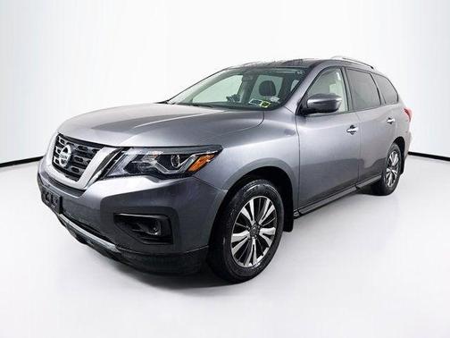 2019 Nissan Pathfinder S