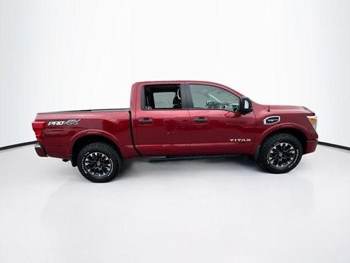 2017 Nissan Titan PRO-4X