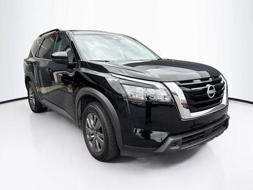 2025 Nissan Pathfinder SV 4WD