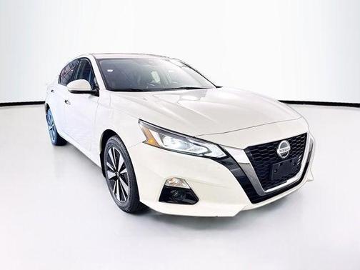 2022 Nissan Altima 2.5 SL