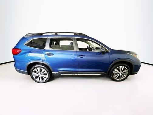 2022 Subaru Ascent Limited 8-Passenger