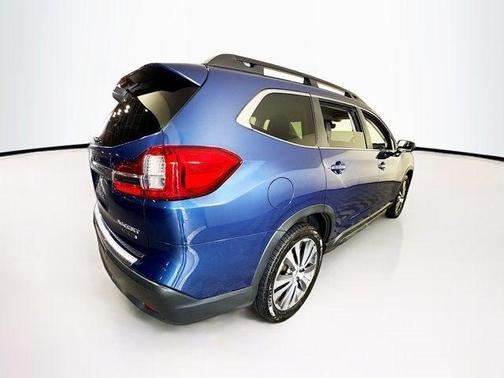 2022 Subaru Ascent Limited 8-Passenger