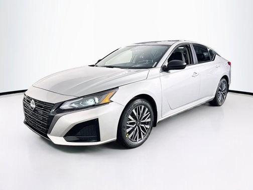 Brilliant Silver Metallic 2026 Nissan Altima SV FWD