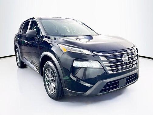 Super Black 2024 Nissan Rogue S