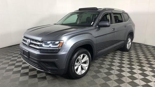 Photo 1 of 35 of 2018 Volkswagen Atlas 3.6L Launch Edition