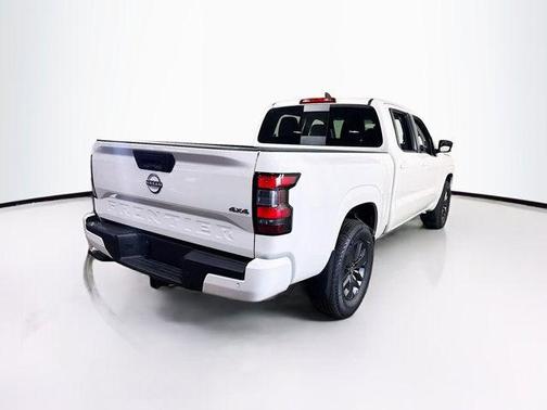 Glacier White 2026 Nissan Frontier SV