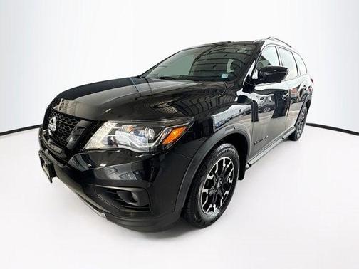 2020 Nissan Pathfinder SL 4WD