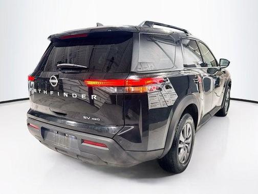 2024 Nissan Pathfinder SV 4WD