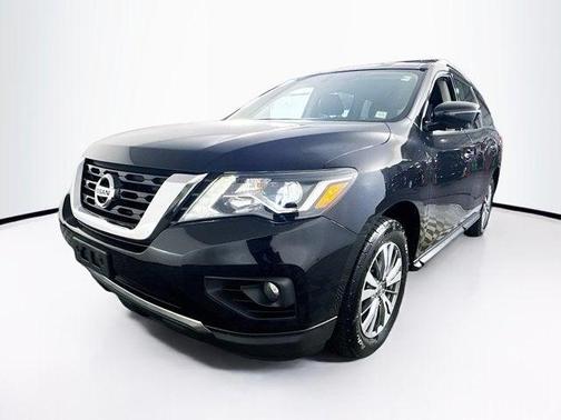 2019 Nissan Pathfinder SL