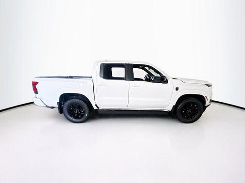 Glacier White 2026 Nissan Frontier SV