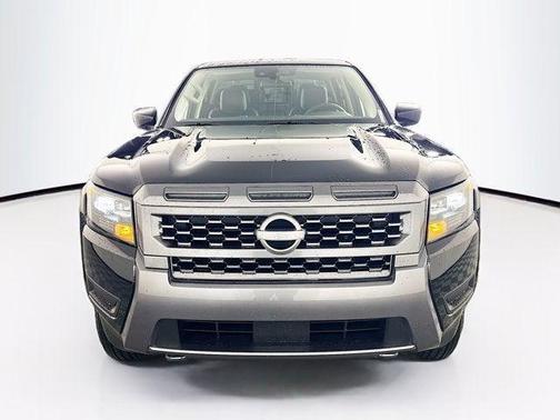 Super Black 2026 Nissan Frontier SV