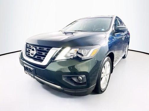2019 Nissan Pathfinder SL