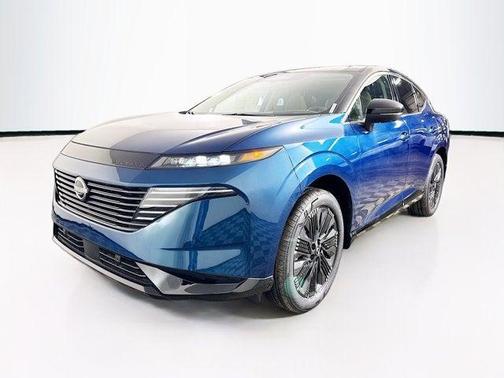 Aurora Blue Pearl Metallic/Super Black 2026 Nissan Murano Platinum