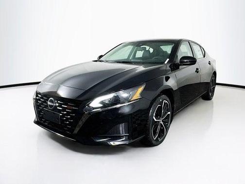 2025 Nissan Altima SR AWD