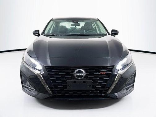 2025 Nissan Altima SR AWD
