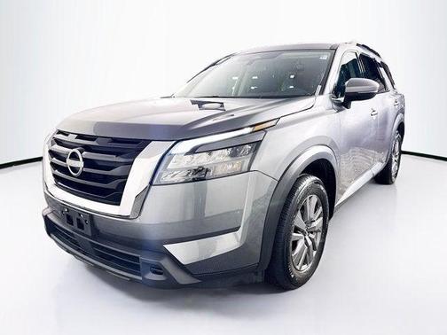 2025 Nissan Pathfinder SV 4WD