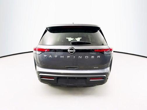 2025 Nissan Pathfinder SV 4WD