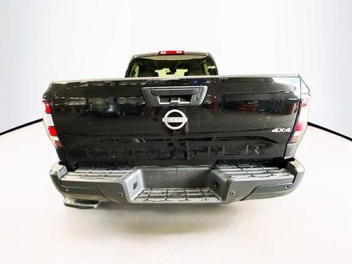 2025 Nissan Frontier S