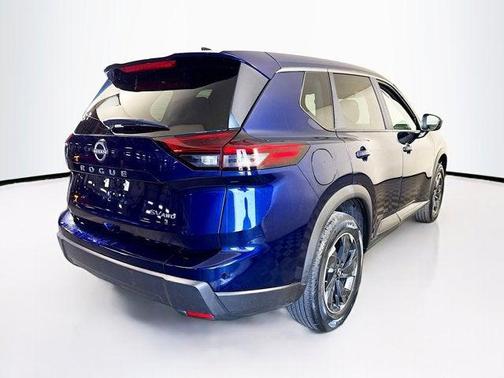 Deep Ocean Blue Pearl 2024 Nissan Rogue SV