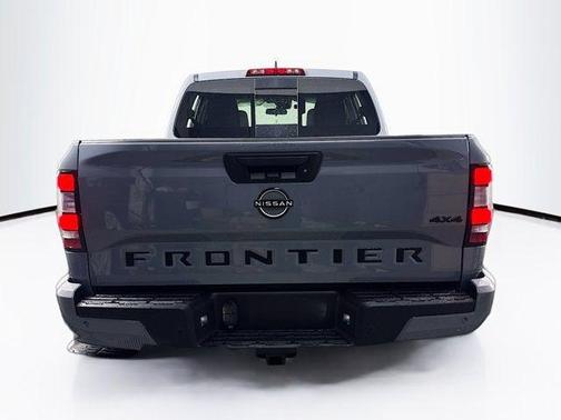 Boulder Gray Pearl 2026 Nissan Frontier SV