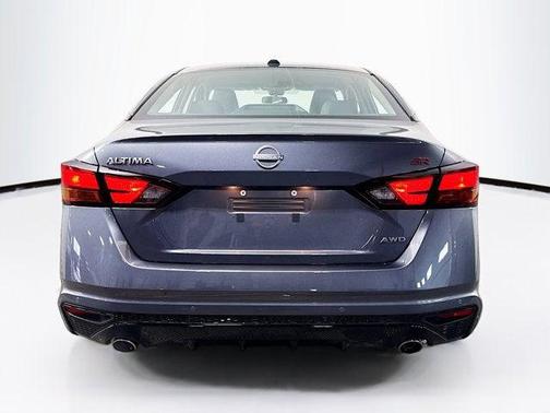 Gun Metallic 2026 Nissan Altima SR AWD