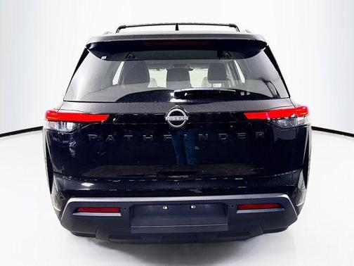 2025 Nissan Pathfinder SV 4WD