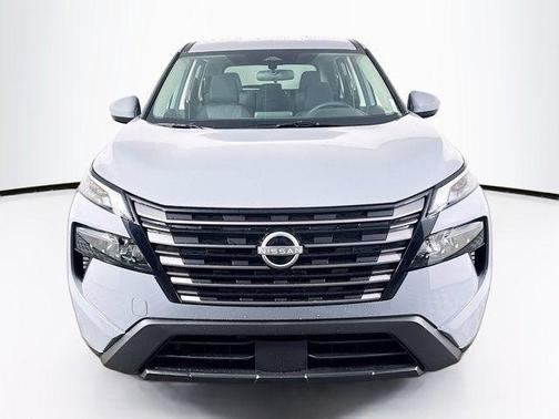 Boulder Gray Pearl 2026 Nissan Rogue SV