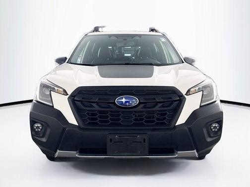 Crystal White Pearl 2023 Subaru Forester Wilderness