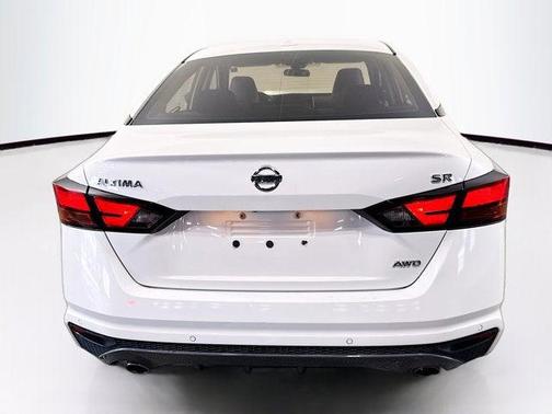 2020 Nissan Altima SR Intelligent AWD