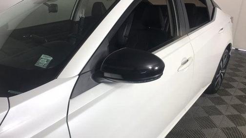 2020 Nissan Altima SR Intelligent AWD