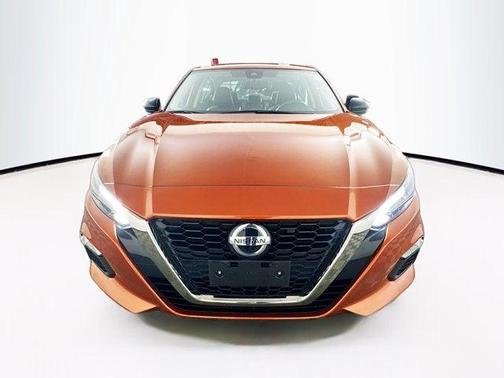 2022 Nissan Altima SR Intelligent AWD