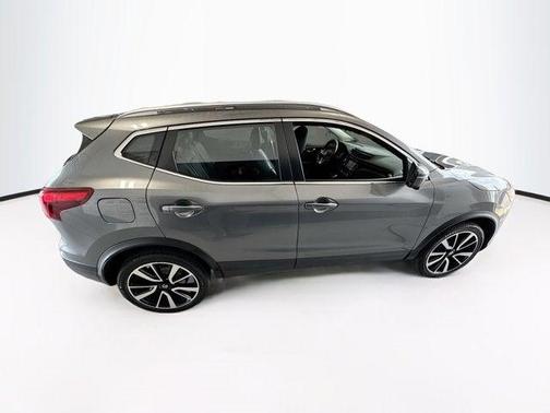 2017 Nissan Rogue Sport SL