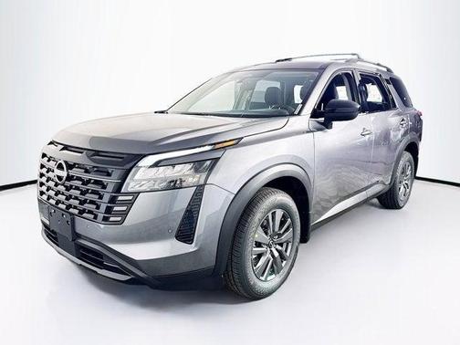 Gun Metallic 2026 Nissan Pathfinder SV