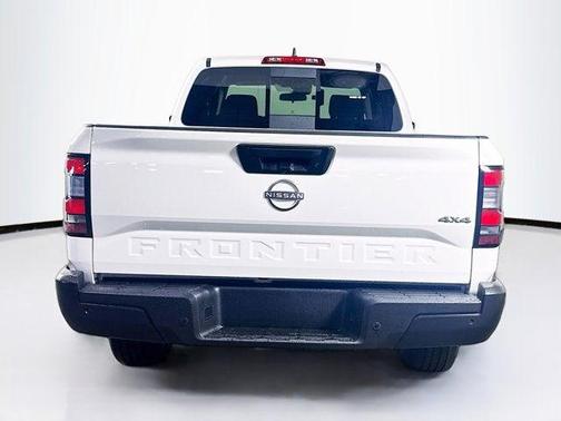 Glacier White 2026 Nissan Frontier S