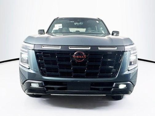 2025 Nissan Armada PRO-4X 4WD