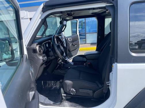 2020 Jeep Wrangler Unlimited Altitude 4x4 4dr SUV