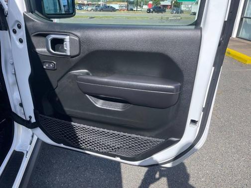 2020 Jeep Wrangler Unlimited Altitude 4x4 4dr SUV