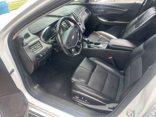 2016 Chevrolet Impala LT