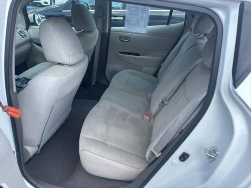 2013 Nissan Leaf SV